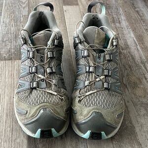 Salomon Women's Gray and Aqua Trail Running Shoes